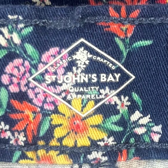 St Johns Bay Floral Shorts Womens 12 Blue New 5" Mid Rise Summer - Picture 9 of 15